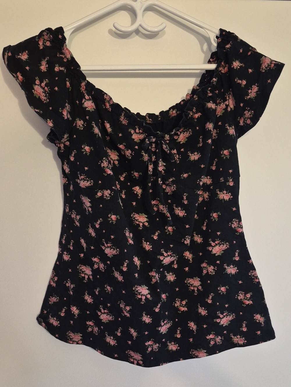 Women’s Black Floral Off-Shoulder Top - Pink Rose Print